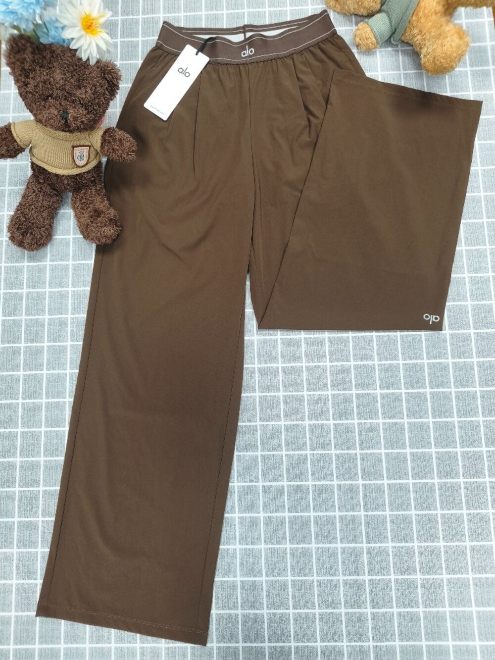 Women's ALO Yoga Suit Up Trouser Coffee Brown NWT (Regular Size XS/M)☕🤎